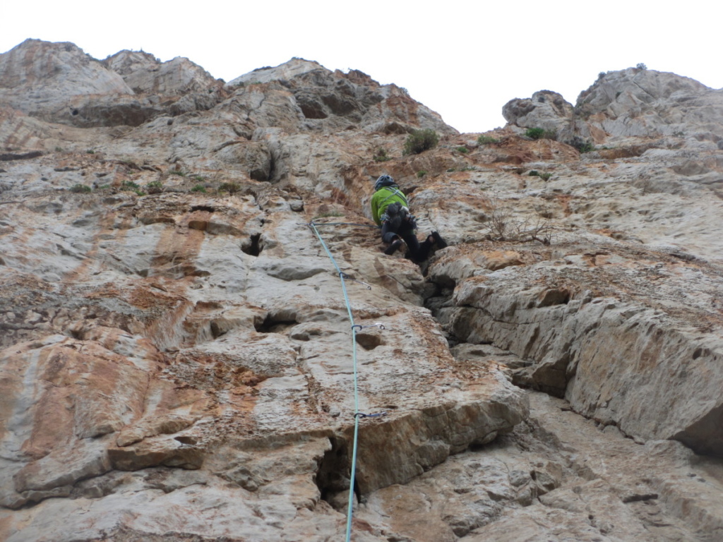 multi pitch climbing Sicily