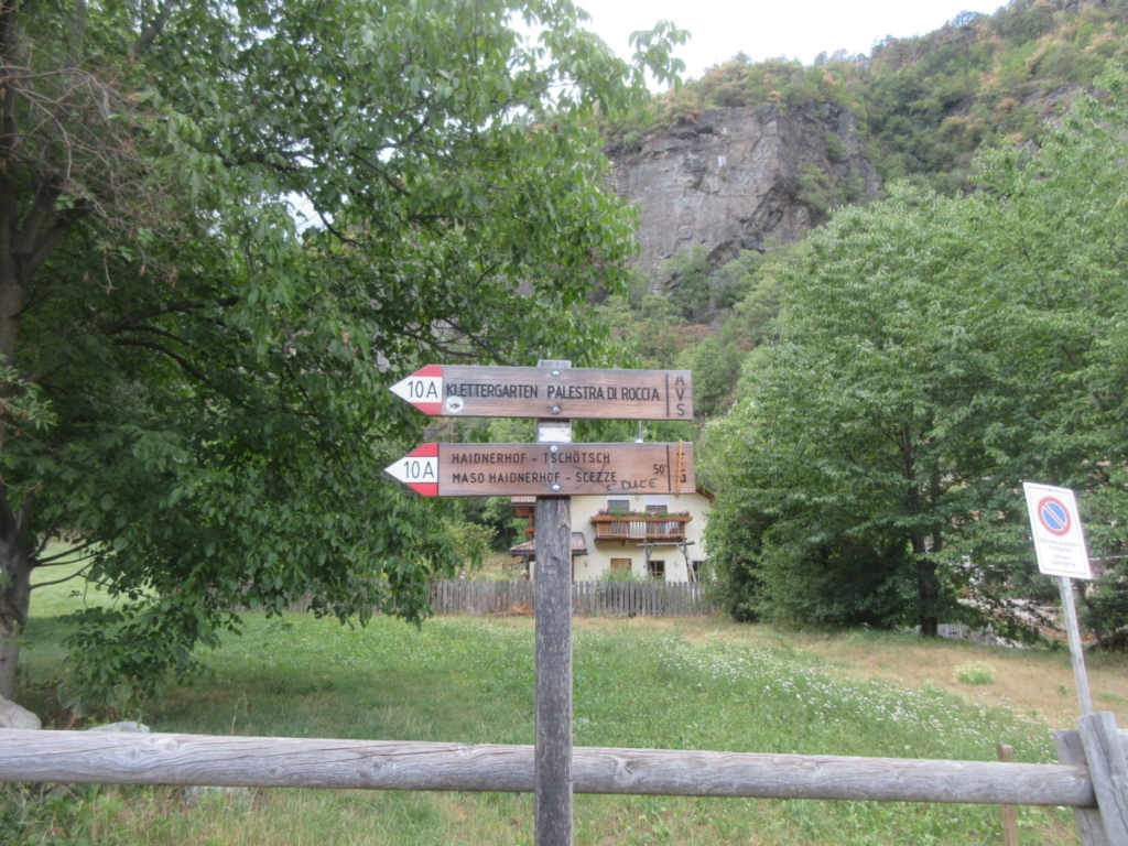 Course via ferrata and climbing