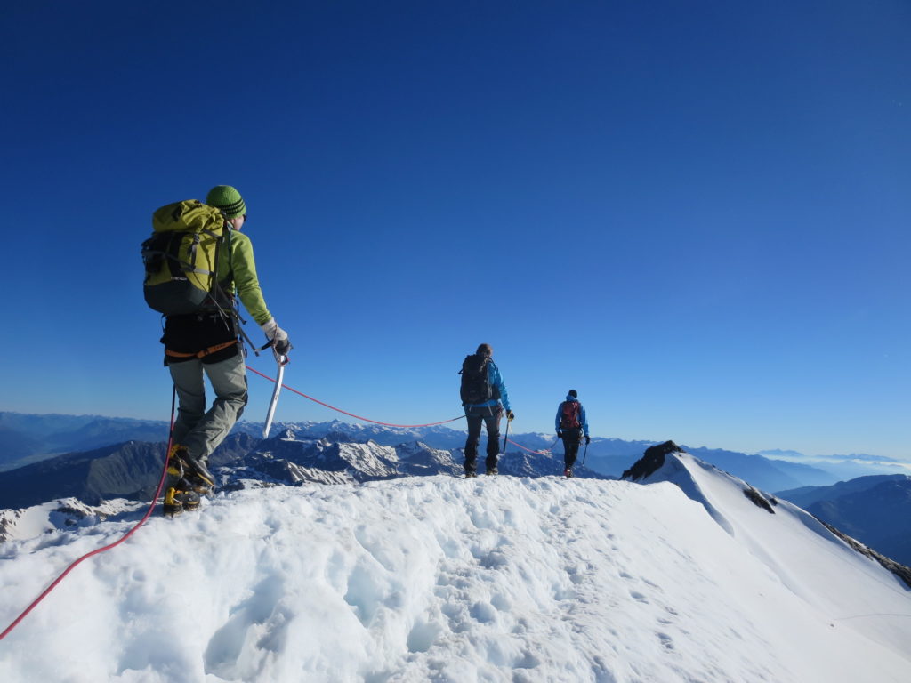 escursione in alta quota con guida alpina